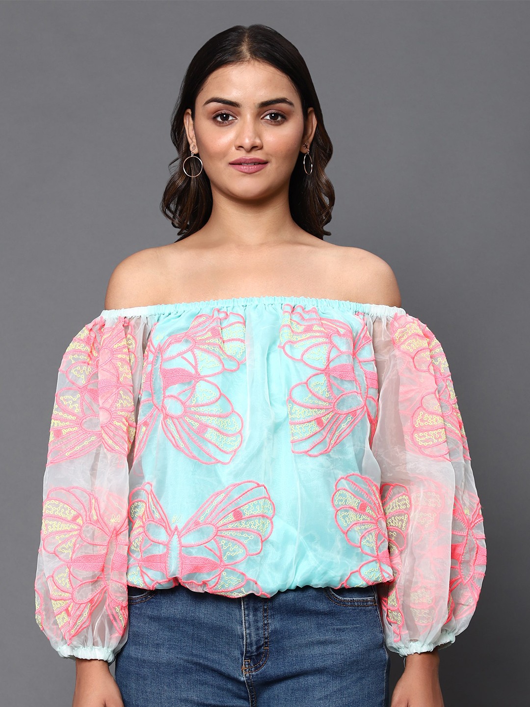 

KHUMAAR Shuchi Bhutani Sea Green & Pink Off-Shoulder Net Bardot Top