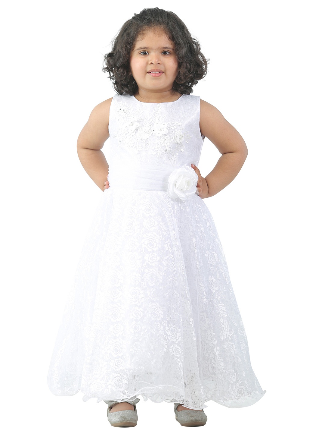 

ahhaaaa White Embellished Embroidered Dress