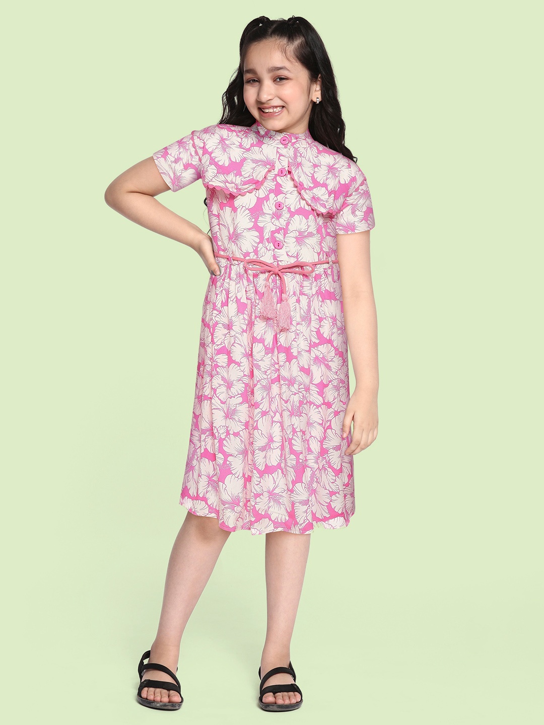 

Bella Moda Girls Pink & White Pure Cotton Floral Print A-Line Dress