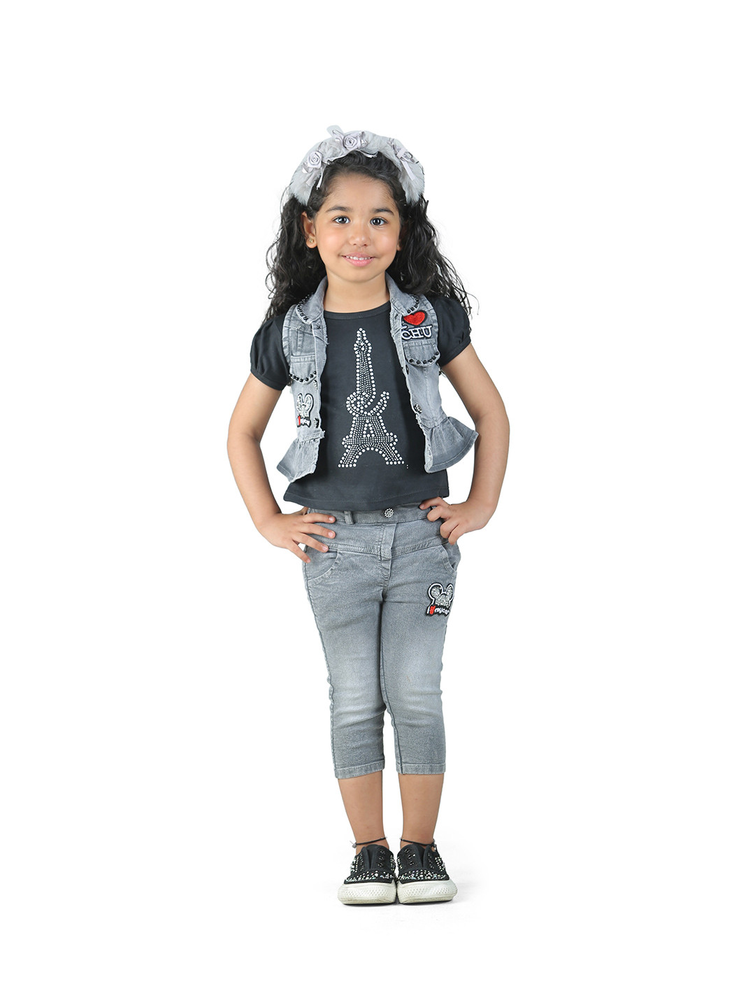 

ahhaaaa Girls Grey Printed Top with Jeans & Jacket