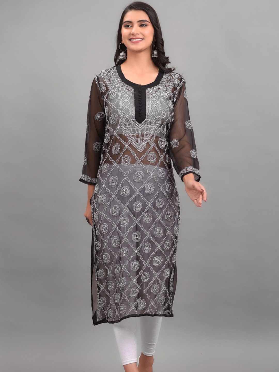

Apratim Women Black Geometric Embroidered Georgette Kurta