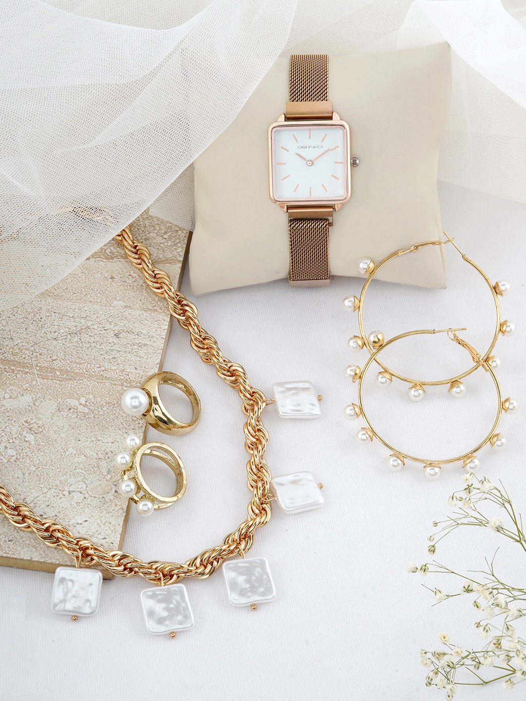 

JOKER & WITCH Women Chic Love Stack Watch Gift Set, Gold
