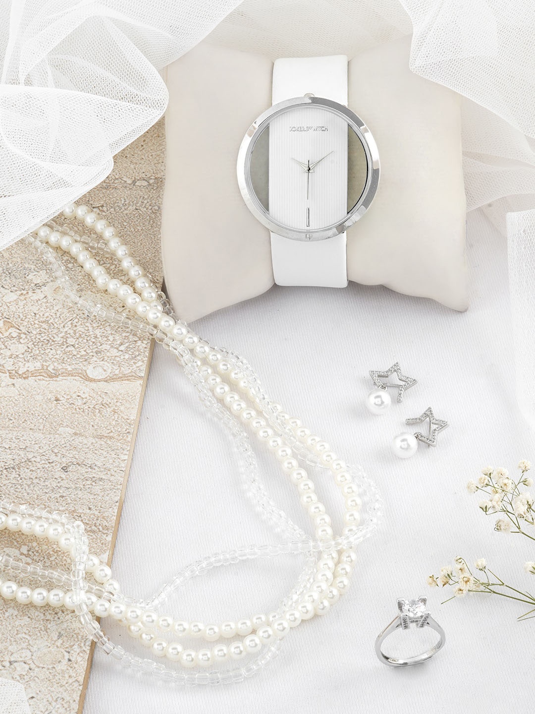 

JOKER & WITCH Women White Pristine Love Stack Watch Gift Set