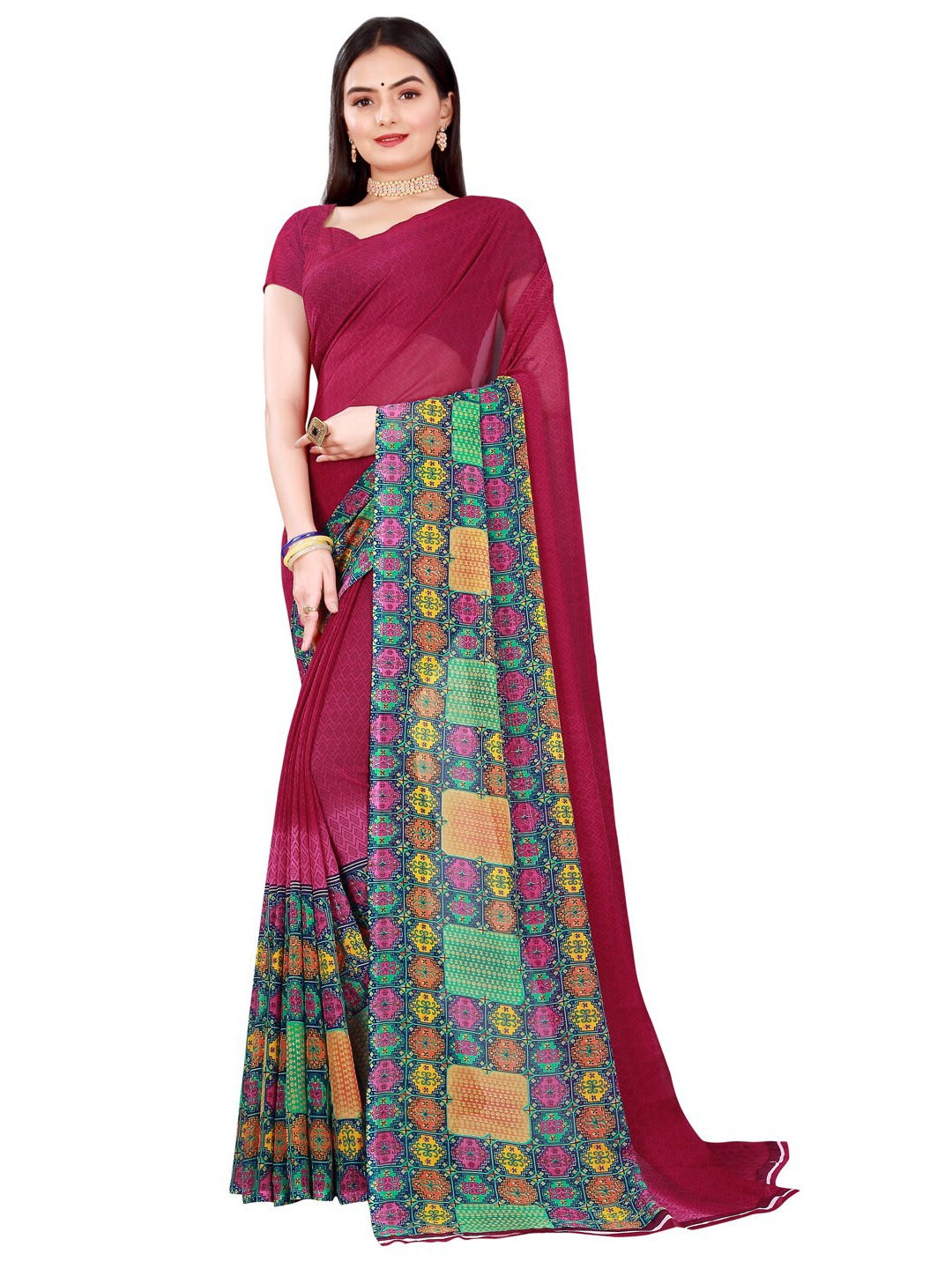 

SAADHVI Pink & Green Printed Pure Georgette Saree