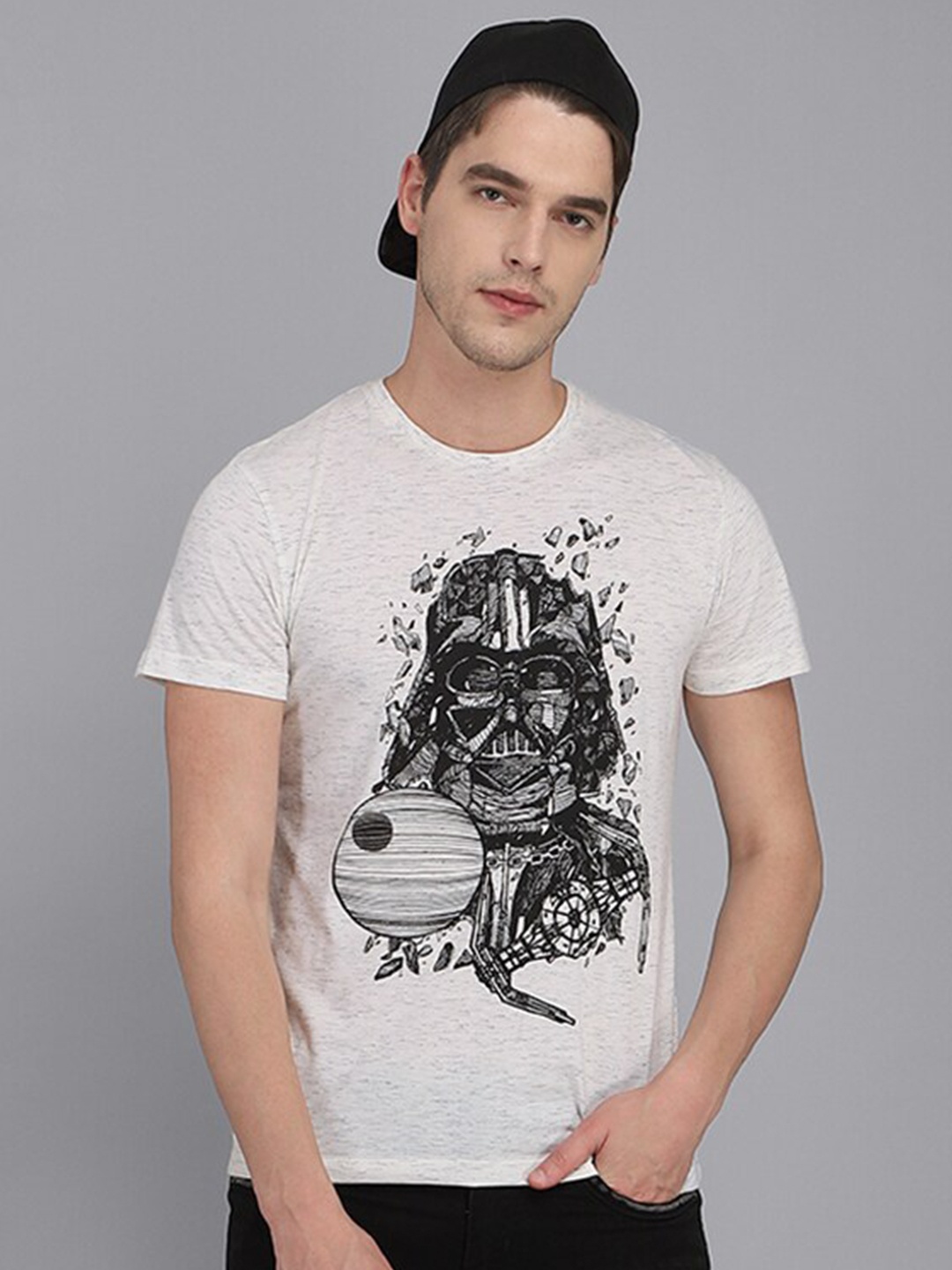 

Free Authority Men White Star Wars Featured T-shirt