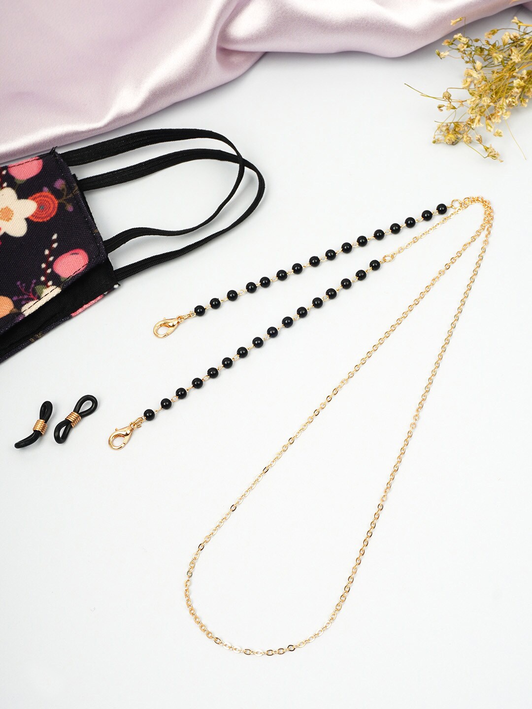 

Ferosh Black & Gold-Toned Face Mask Chain