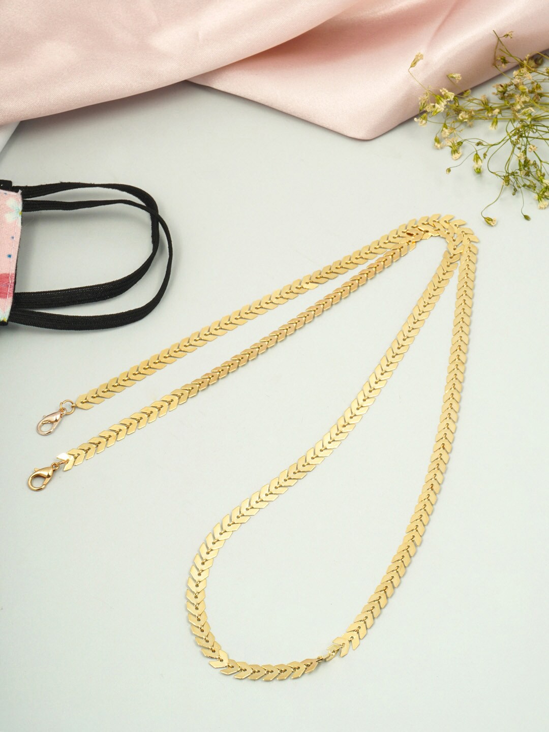 

Ferosh Women Gold-Toned Wheat Design Face Mask Chain
