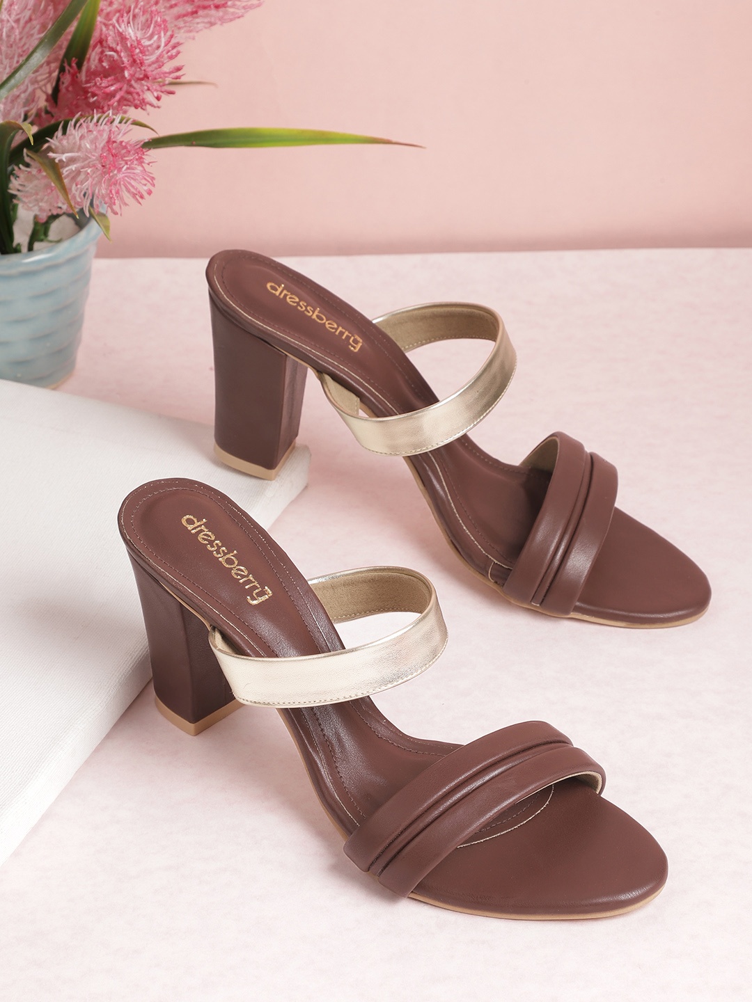 

DressBerry Women Gold-Toned & Coffee Brown Colourblocked Block Heels