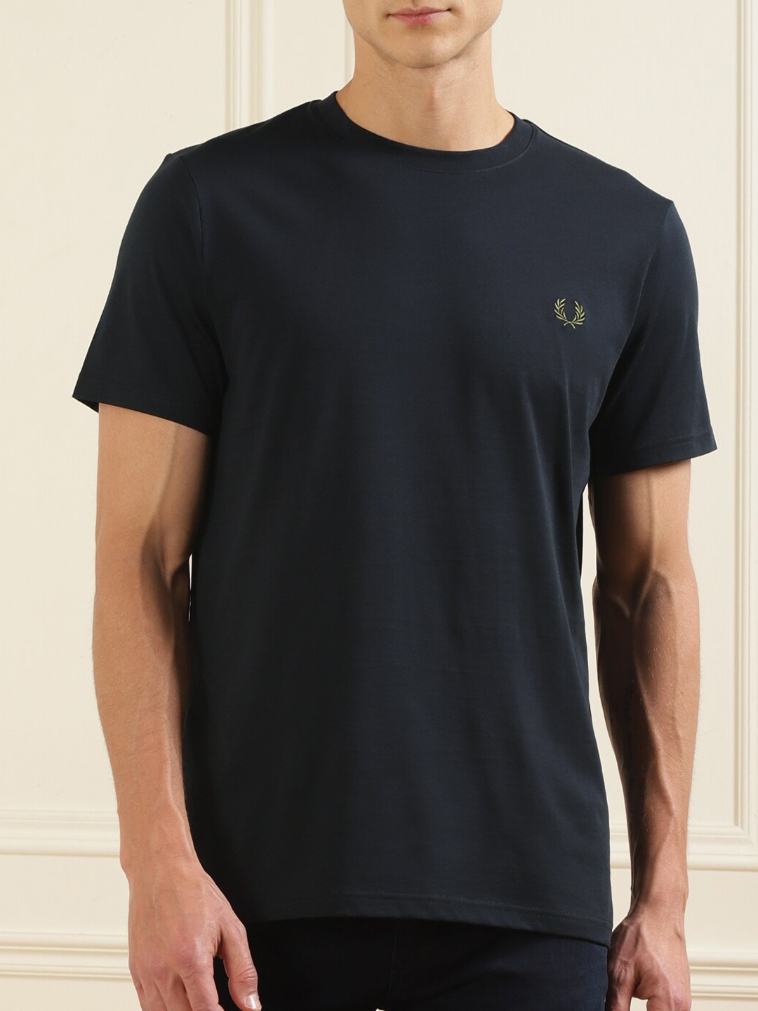 

Fred Perry Men Navy Blue Pure Cotton T-shirt