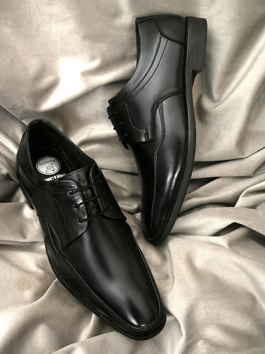 

Fentacia Men Black Solid Leather Formal Derbys