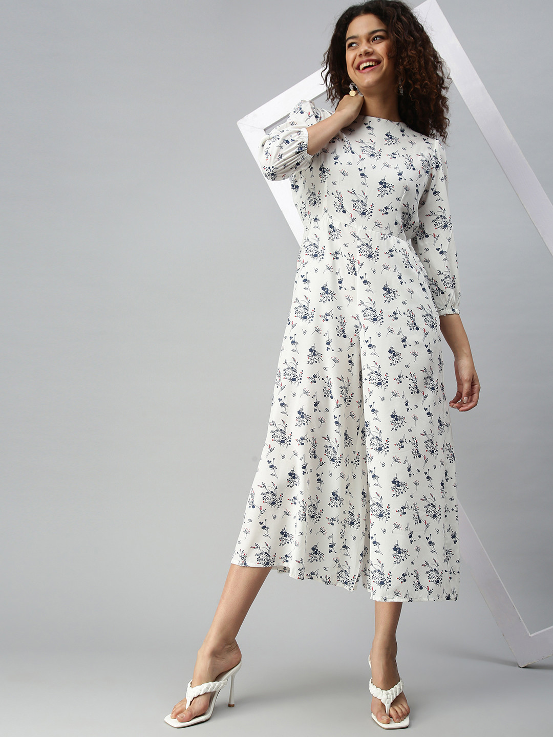 

SHOWOFF White & Blue Printed Culotte Jumpsuit