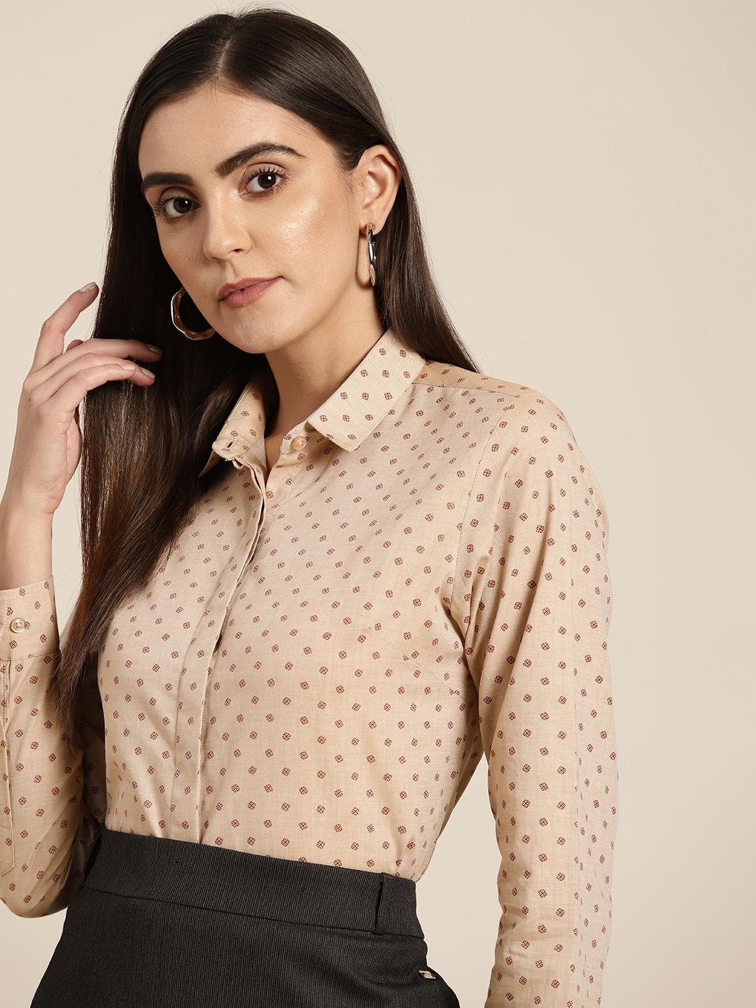 

Hancock Women Beige Slim Fit Printed Cotton Formal Shirt