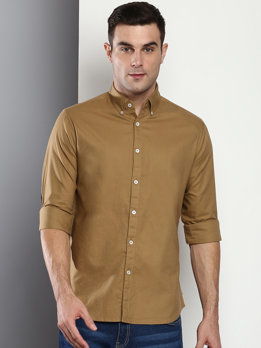 

Dennis Lingo Men Khaki Solid Slim Fit Casual Shirt