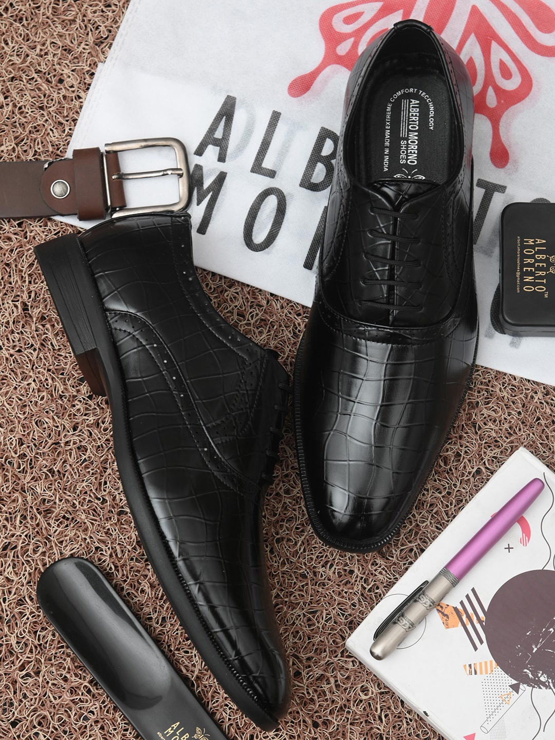 

ALBERTO MORENO Men Black Textured Formal Oxfords