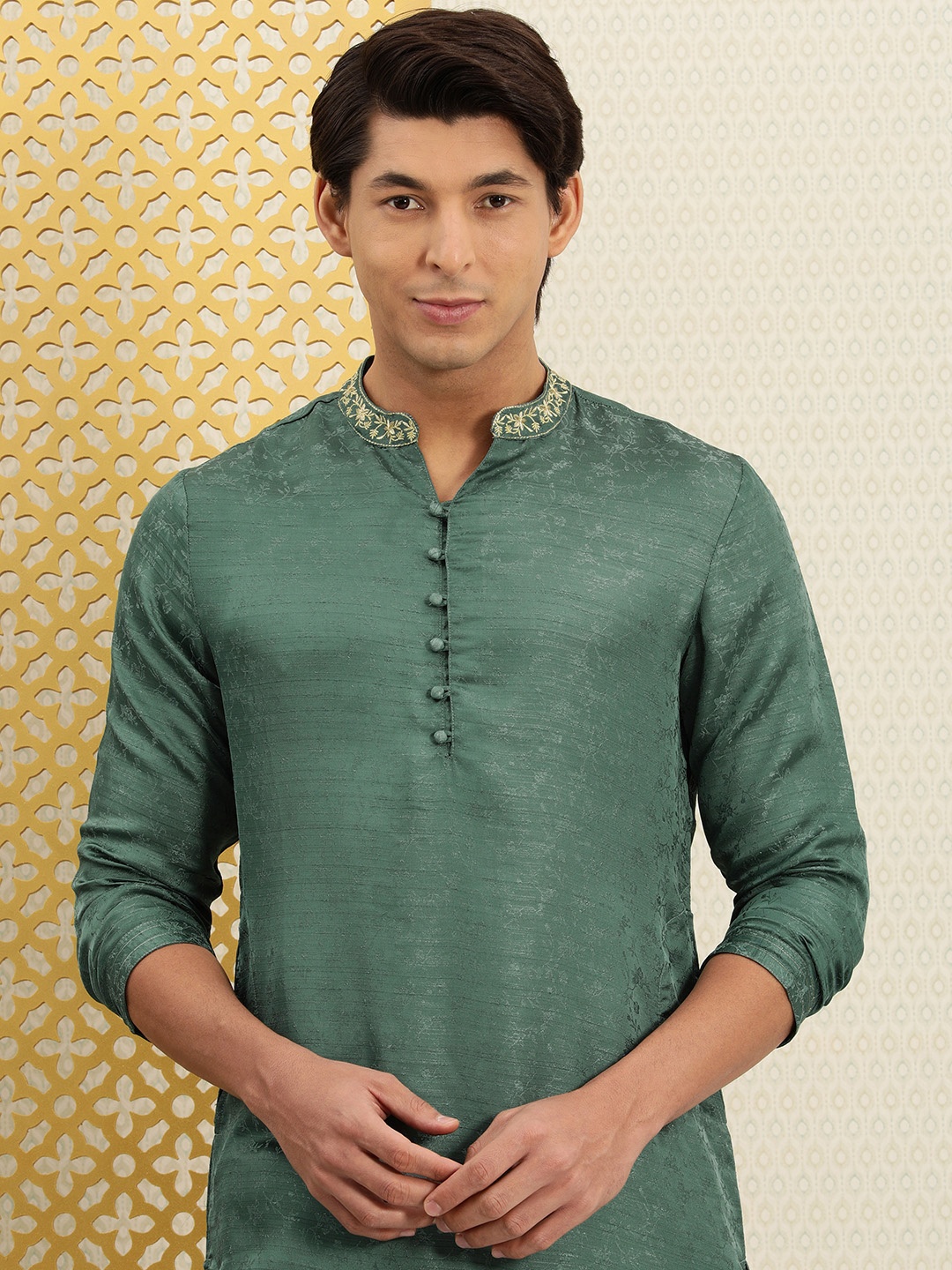 

House of Pataudi Men Teal Green Woven Design Jashn Straight Kurta