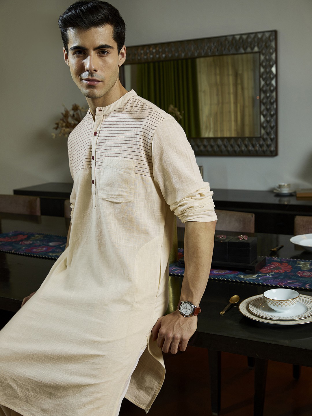 

House of Pataudi Men Beige Embroidered Thread Work Kurta