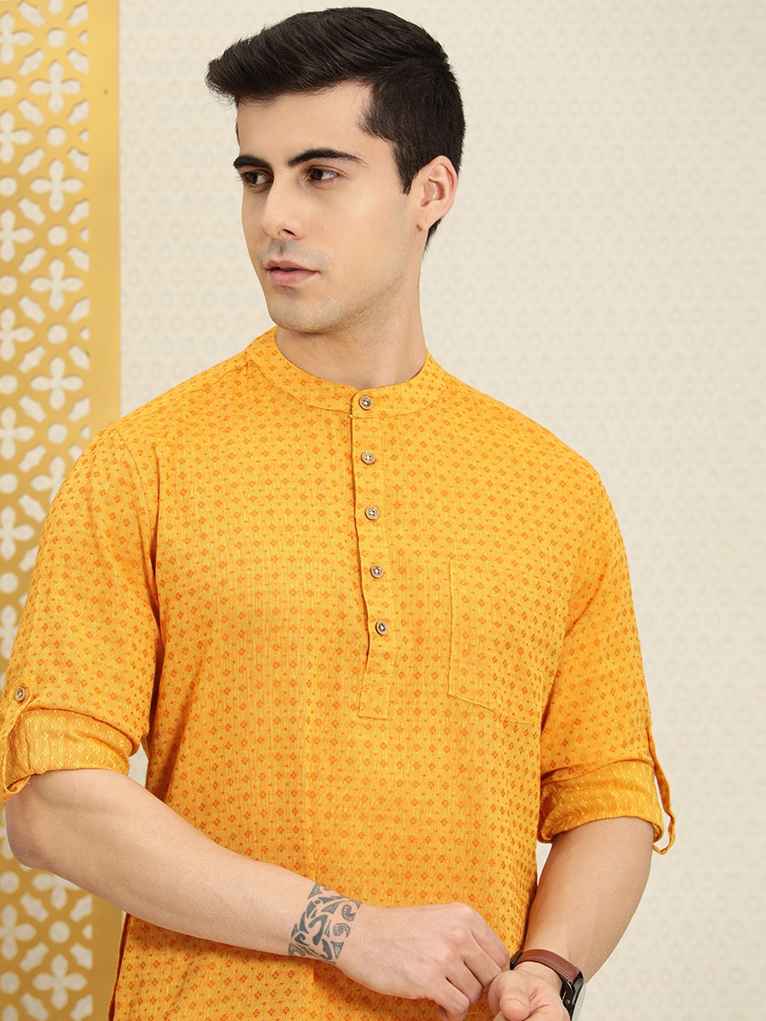 

House of Pataudi Men Yellow Ethnic Motifs Regular Kurta