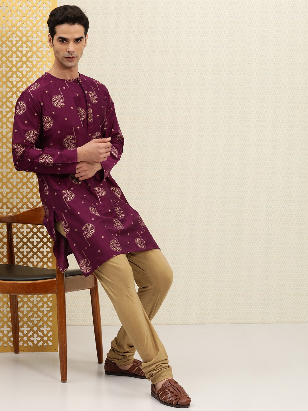 

House of Pataudi Men Purple & Gold-Toned Printed Rozana Kurta