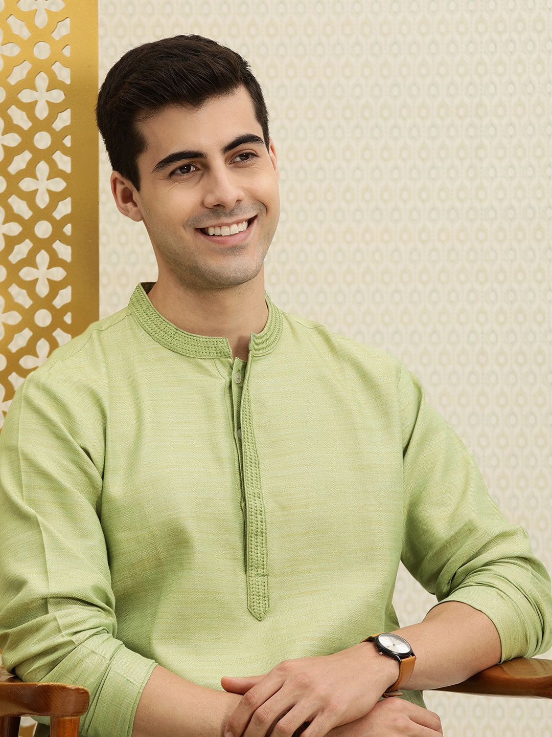 

House of Pataudi Men Green Solid Brocade Ethnic Kurta