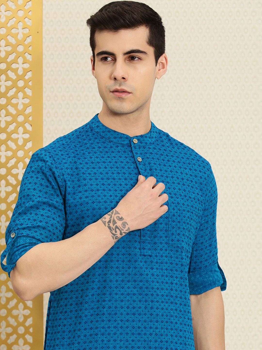 

House of Pataudi Men Blue Ethnic Motifs Regular Kurta