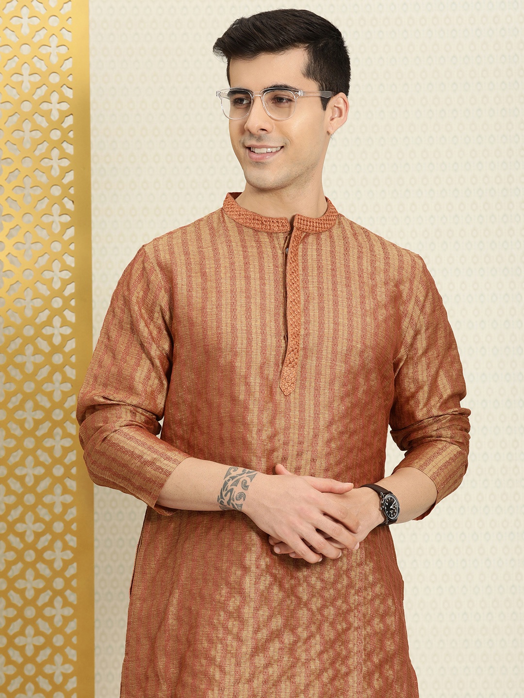 

House of Pataudi Men Rust Red & Gold-Toned Woven Design Rozana Straight Kurta