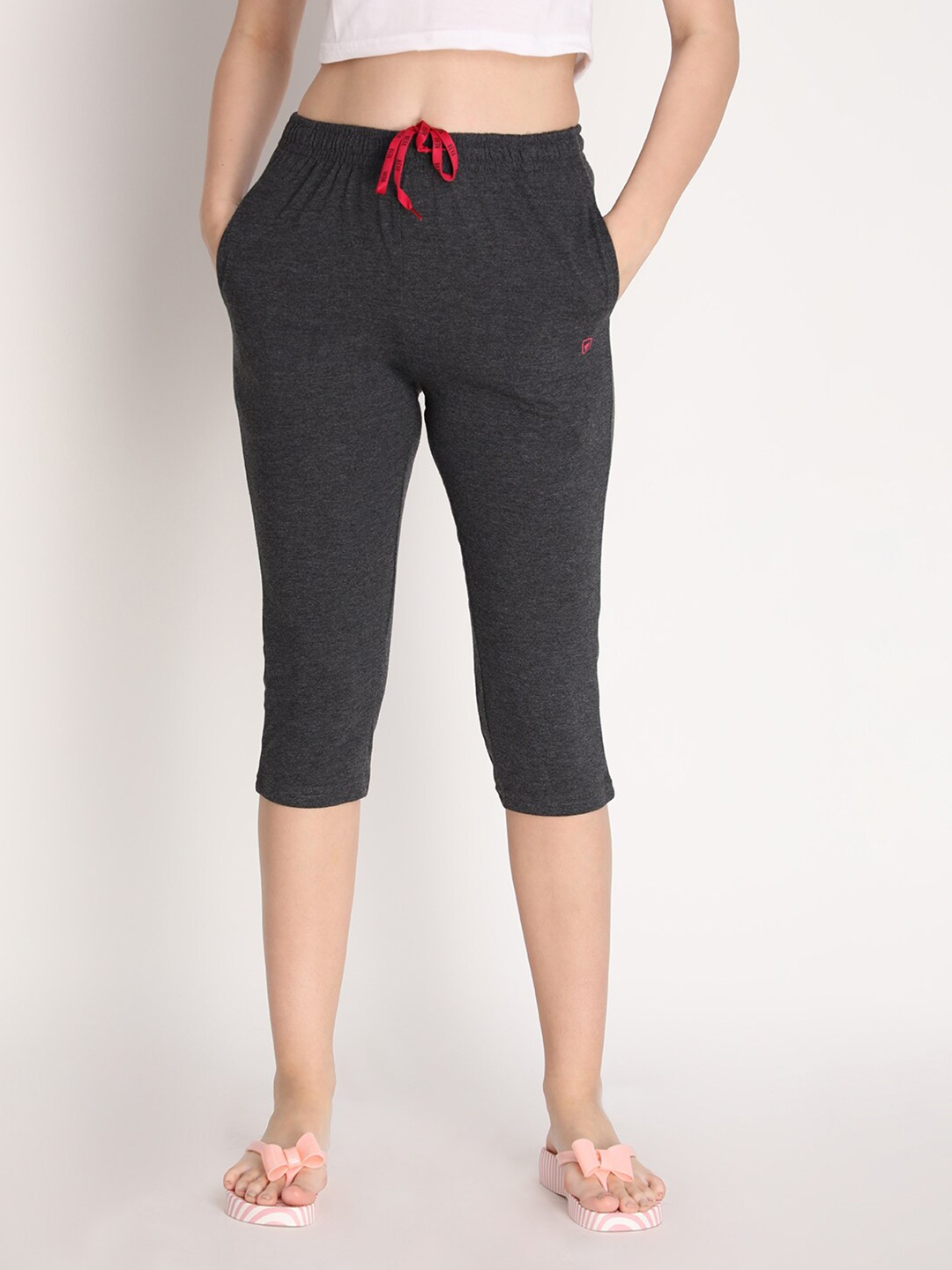 

NEVA Women Grey Slim Fit Solid Cotton Capris