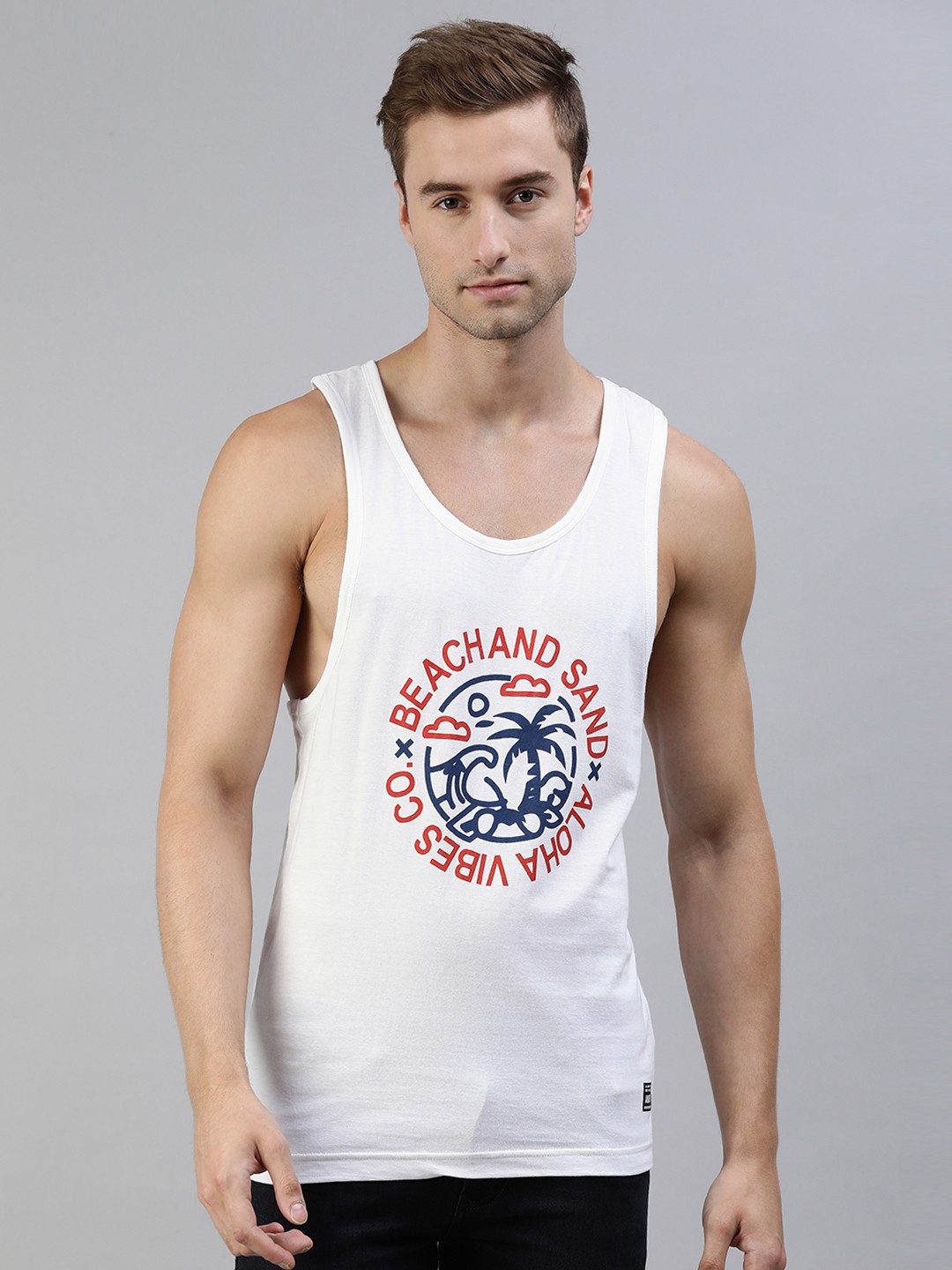 

abof Men White Graphic Printed Casual Basic Vest