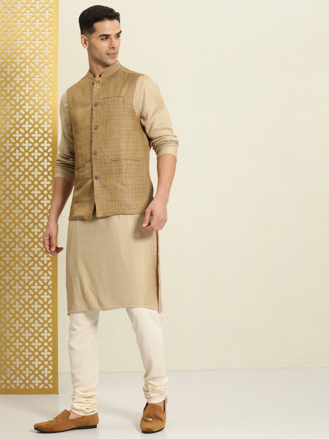 

House of Pataudi Jashn Mandarin Collar Ethnic Motifs Woven Nehru Jacket, Yellow