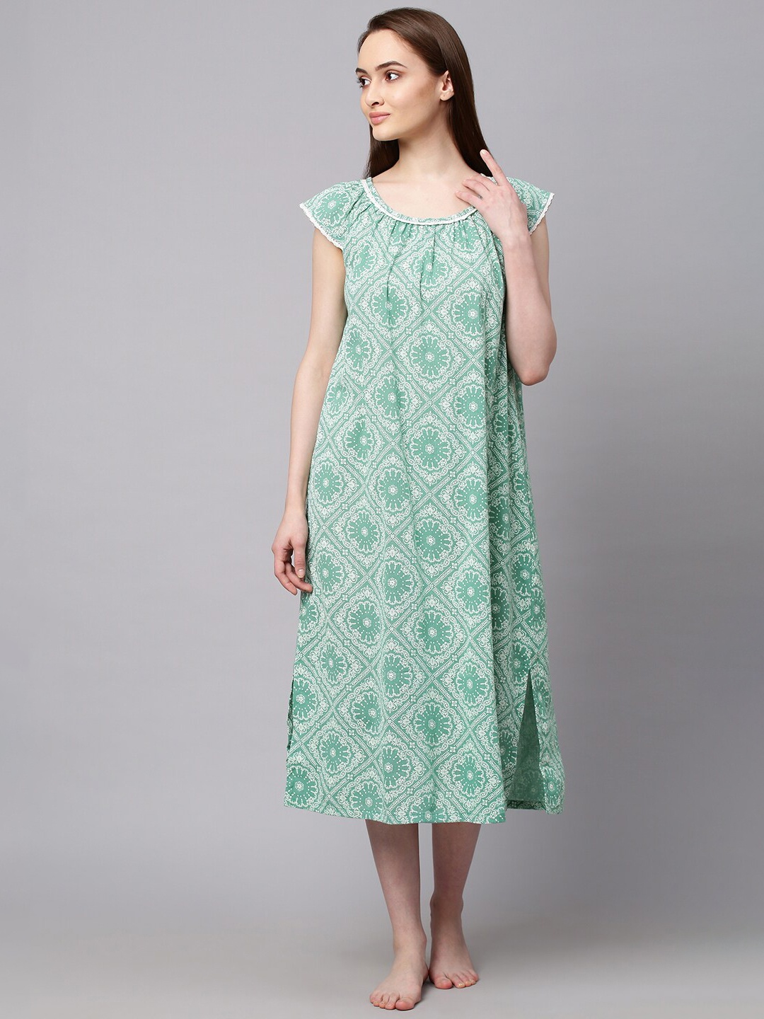 

Chemistry Green & White Printed Cotton Nightdress