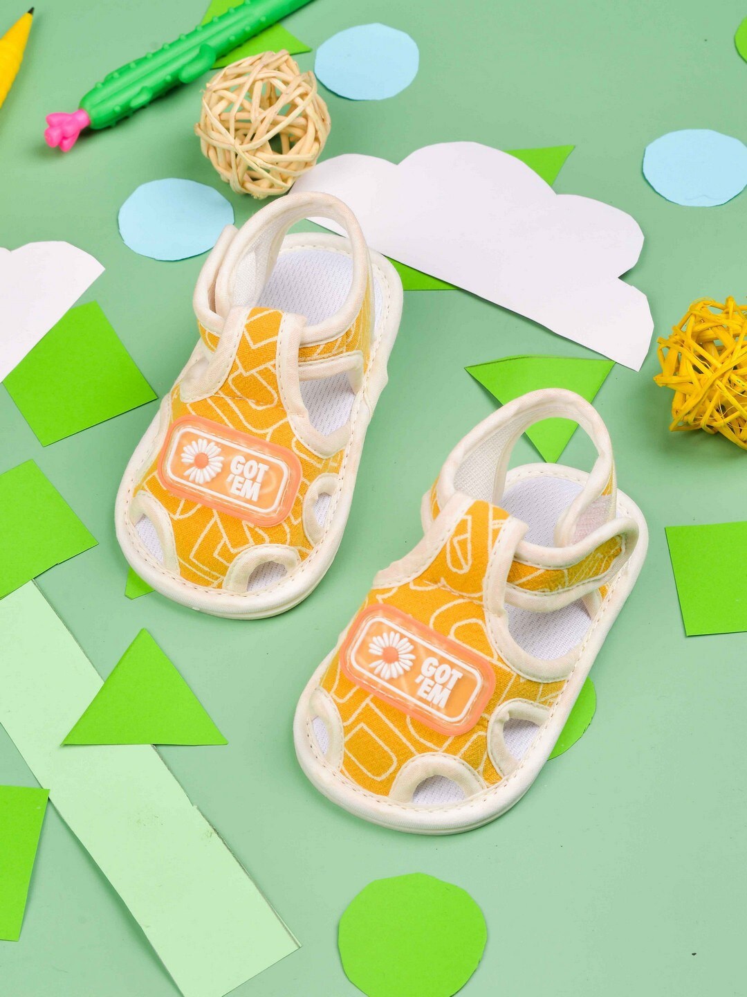 

POPLINS Kids Yellow Cotton Booties