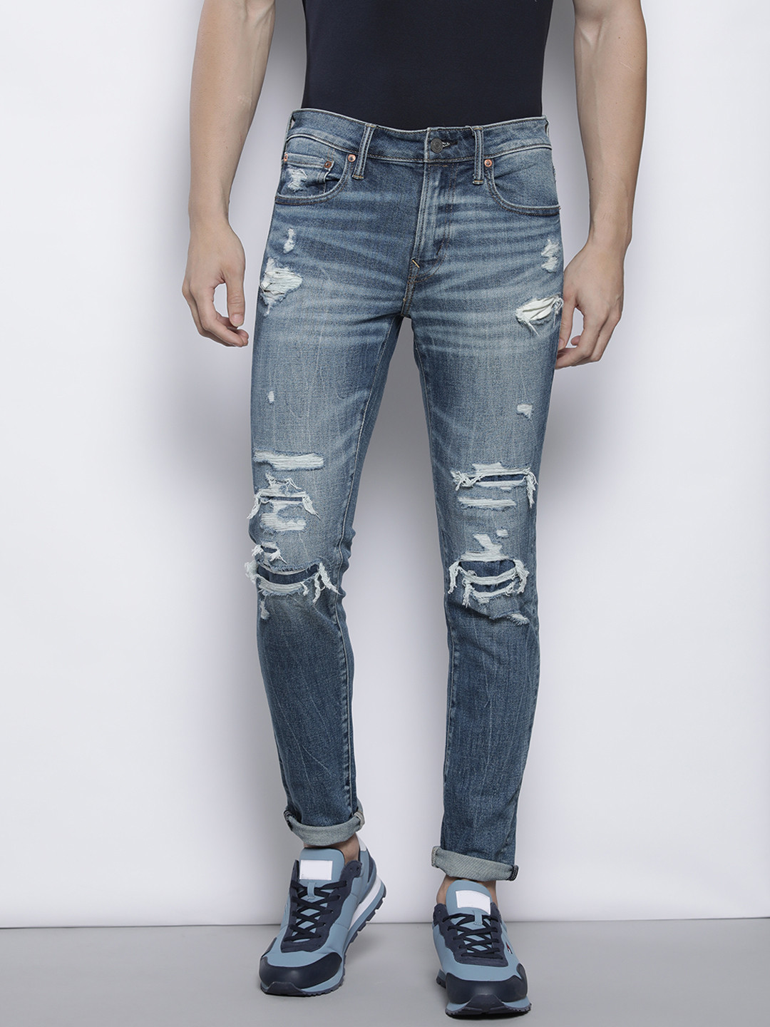 

AMERICAN EAGLE OUTFITTERS Men Blue Athletic Skinny Fit Ripped Heavy Fade Stretchable Jeans
