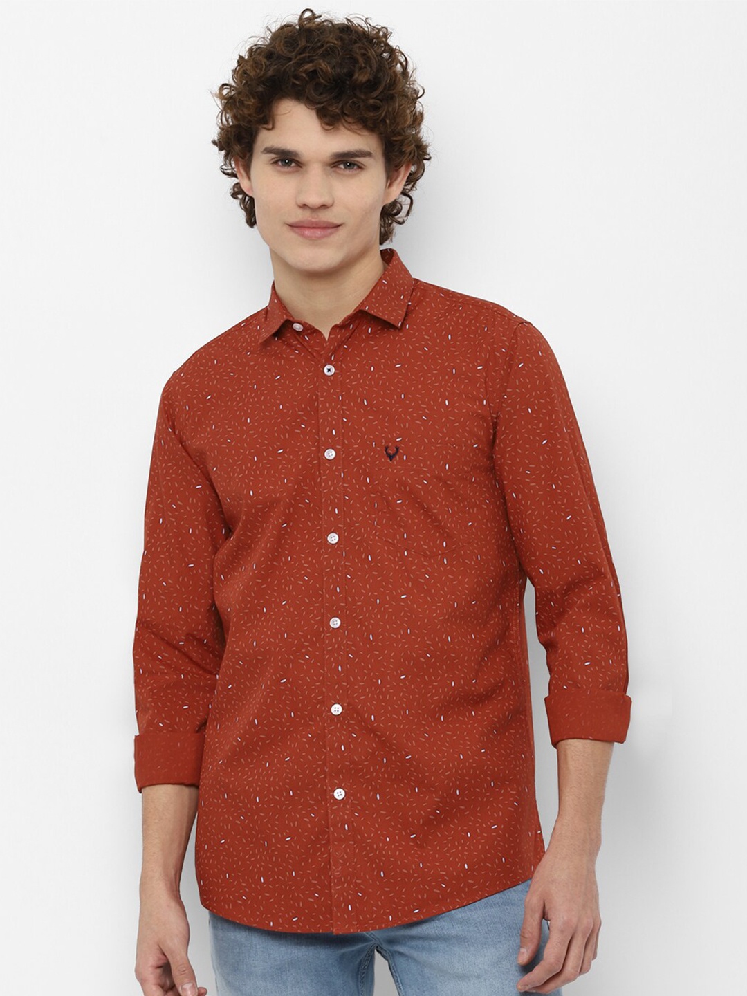 

Allen Solly Men Red Slim Fit Printed Casual Shirt