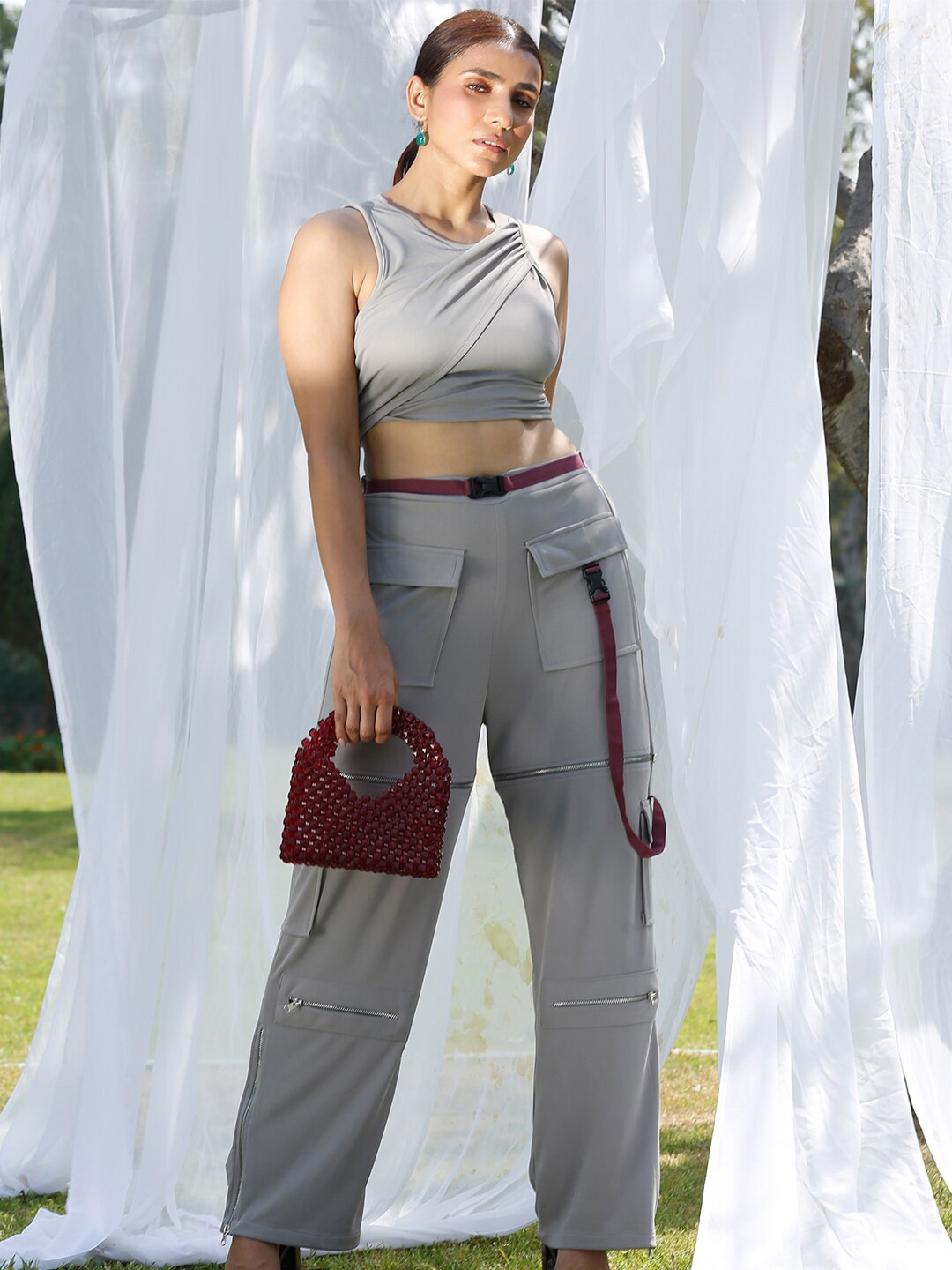 

SALMON STRETCH Women Grey Solid Cropped Top & Trouser Set