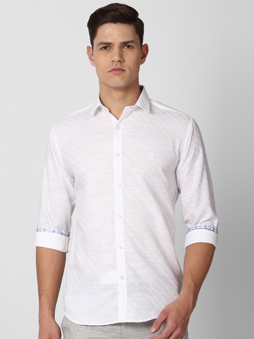 

V Dot Men White Slim Fit Horizontal Stripes Striped Casual Shirt