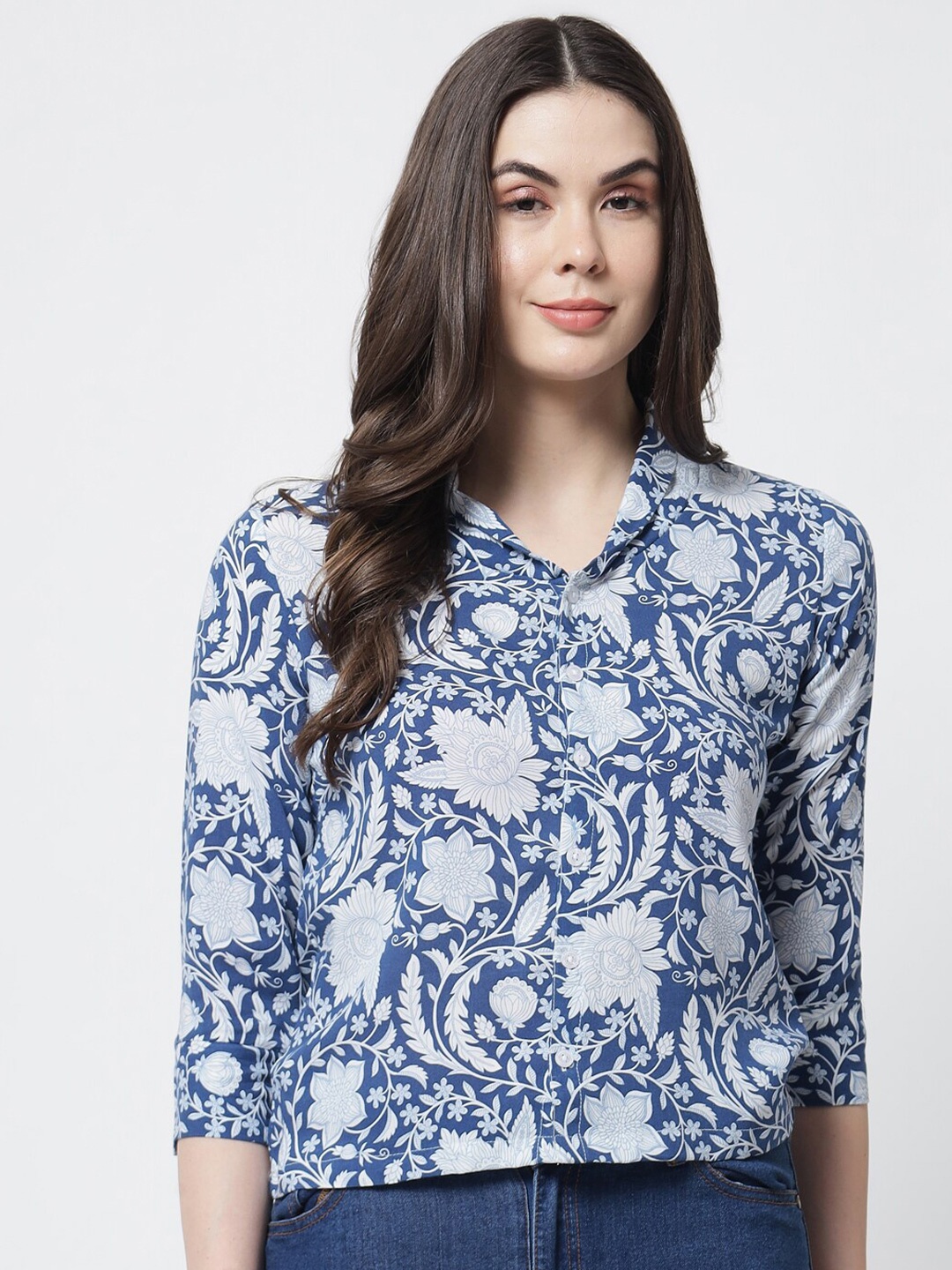 

Trend Arrest Women Blue Comfort Printed Casual Shirt