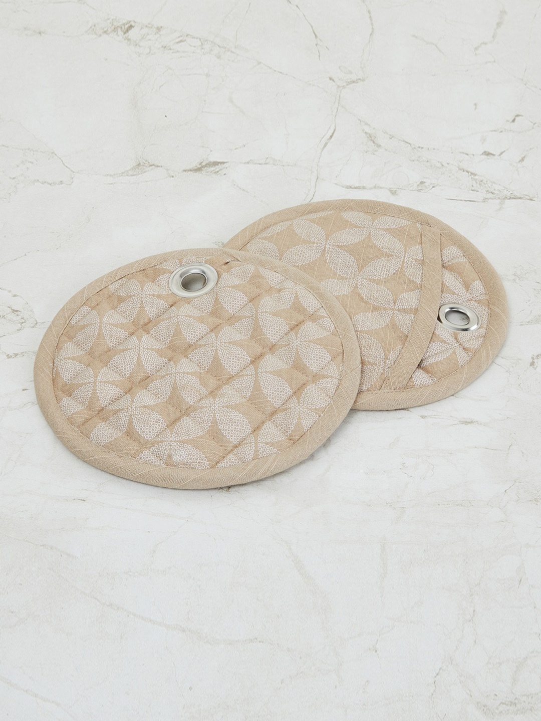 

Home Centre Set Of 2 Beige Printed Marshmallow Cotton Pot Holders