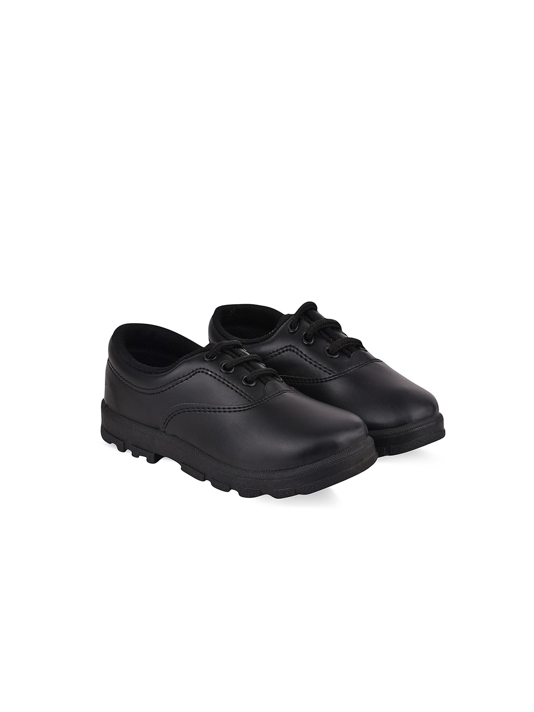 

Campus Kids Black Walking Shoes