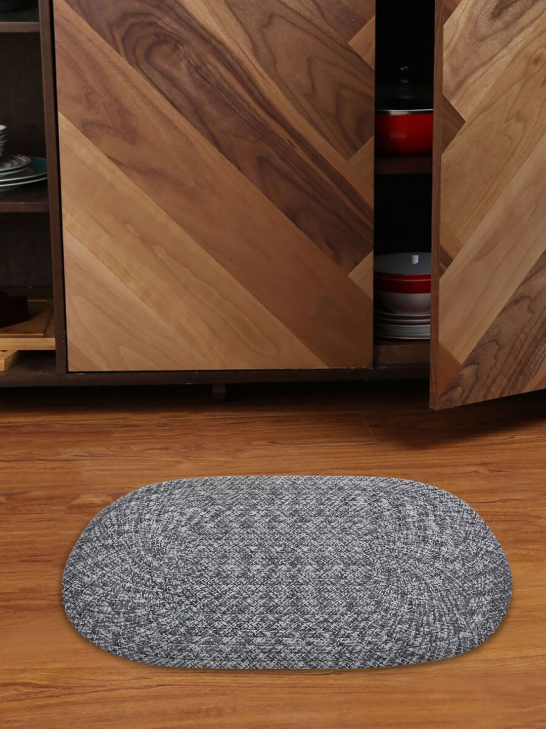 

Home Centre Grey Windsor Antifatique Anti Skid Printed Doormats