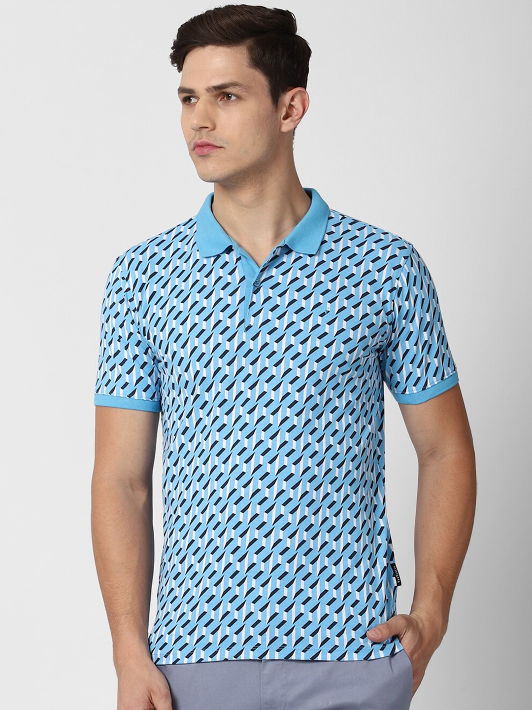 

V Dot Men Blue Printed Polo Collar Slim Fit T-shirt