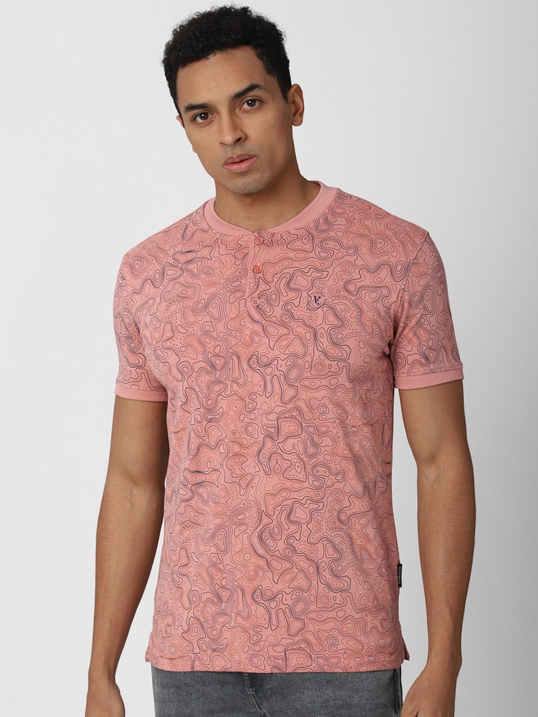

V Dot Men Pink Abstract Printed Henley Neck Slim Fit T-shirt