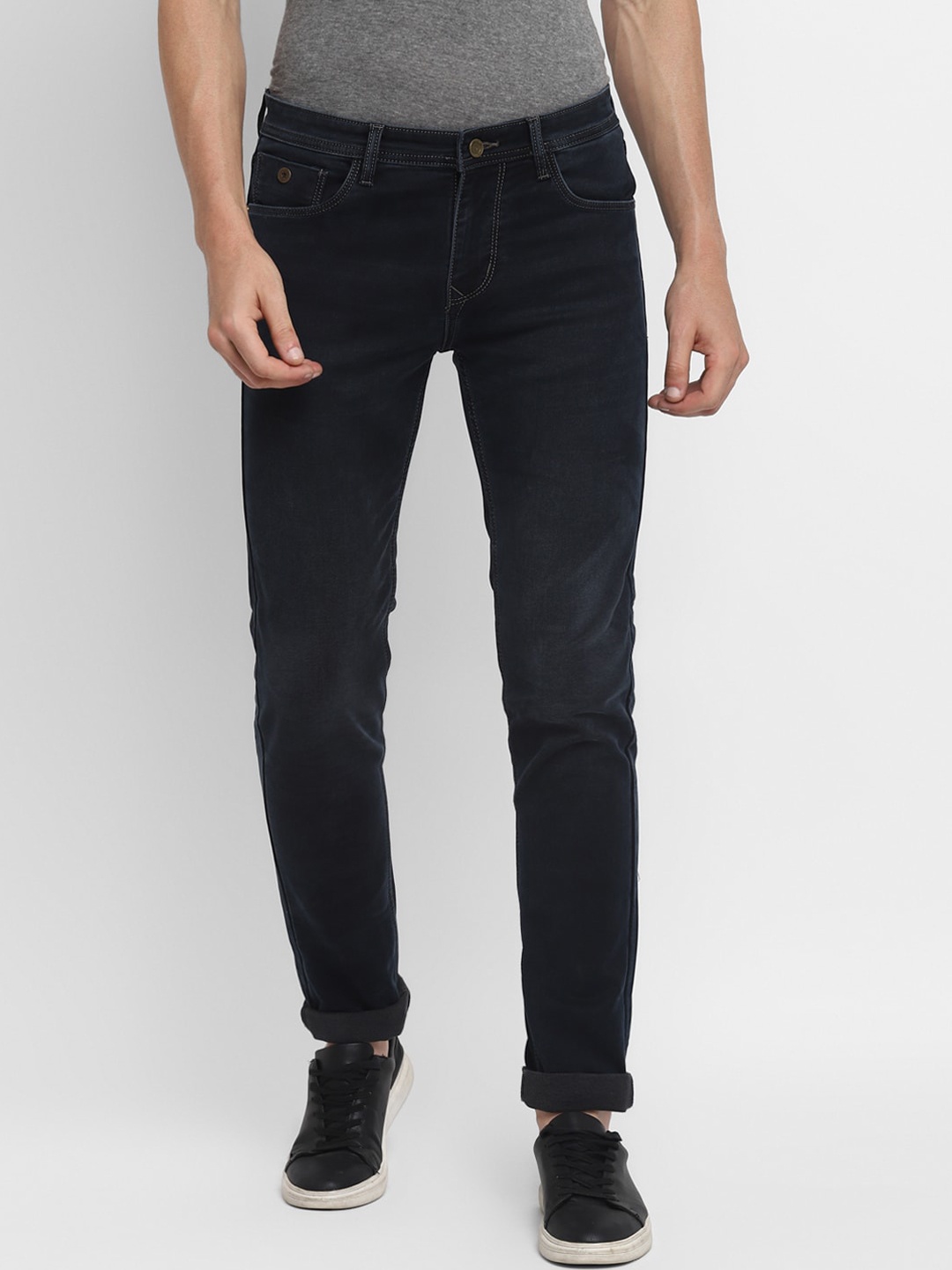 

Turtle Men Blue Narrow Tapered Fit Jeans