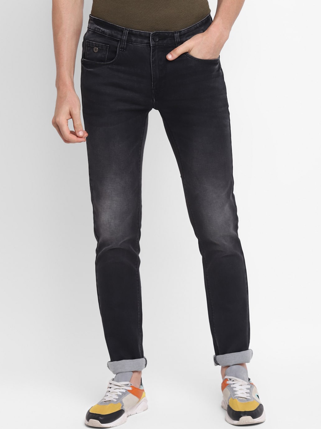 

Turtle Men Grey Narrow Tapered Fit Light Fade Jeans