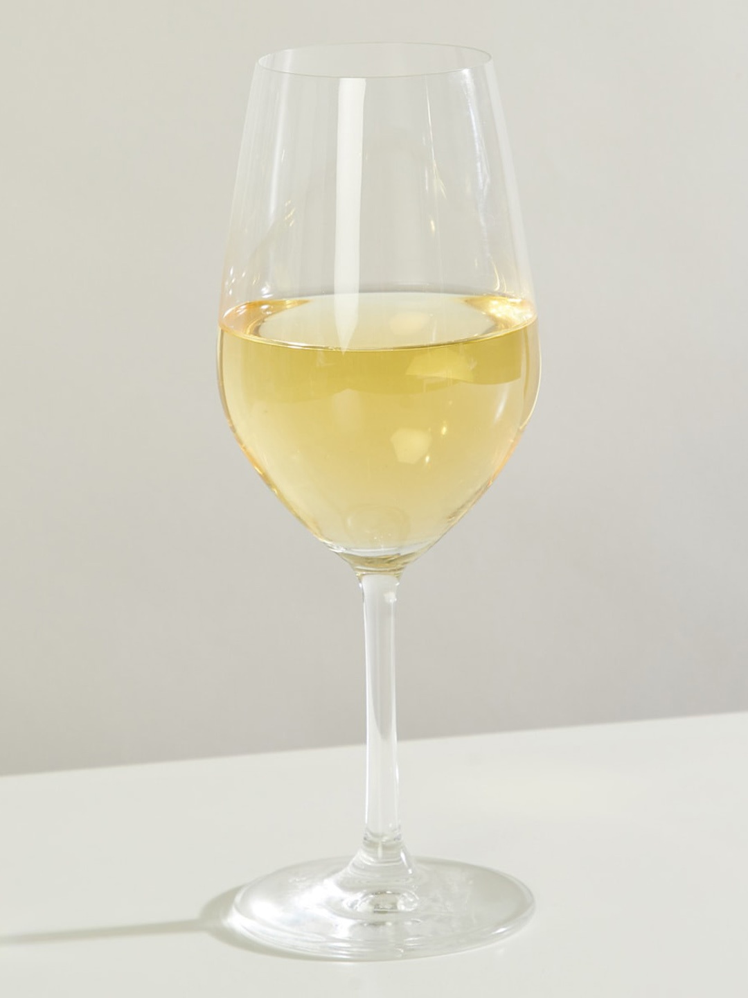 

Home Centre Transparent Single Wine Glass - 450ml