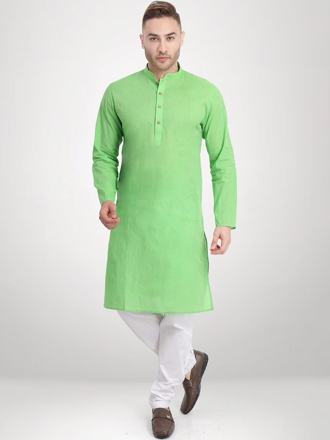 

RG DESIGNERS Men Green Kurta with Pyjamas