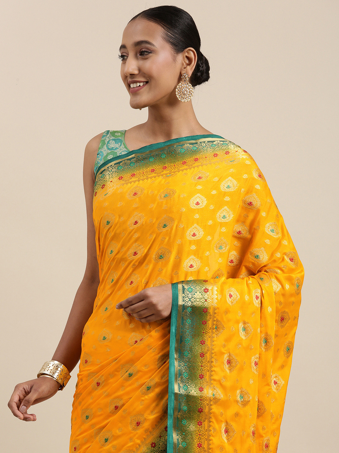 

Shaily Yellow & Green Ethnic Motifs Zari Woven Design Kanjeevaram Saree