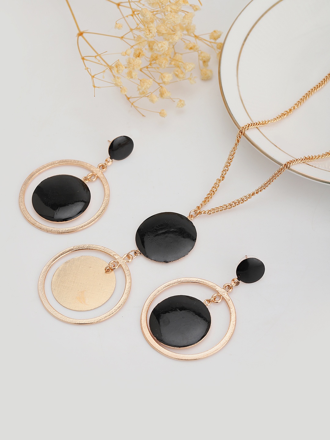 

Carlton London Women Gold-Plated Black Enamelled Jewellery Set