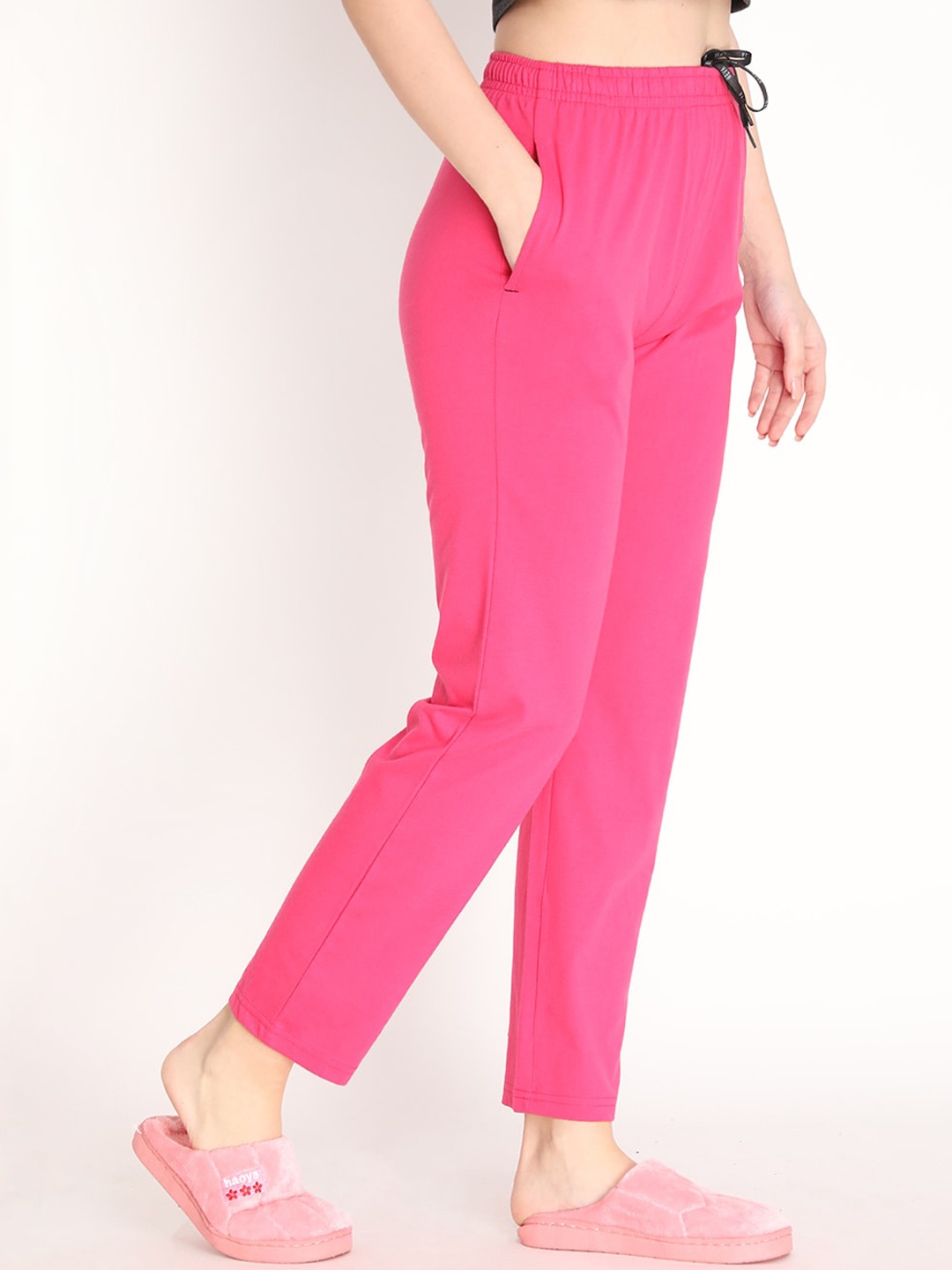 

NEVA Women Pink Solid Regular Fit Lounge Pants