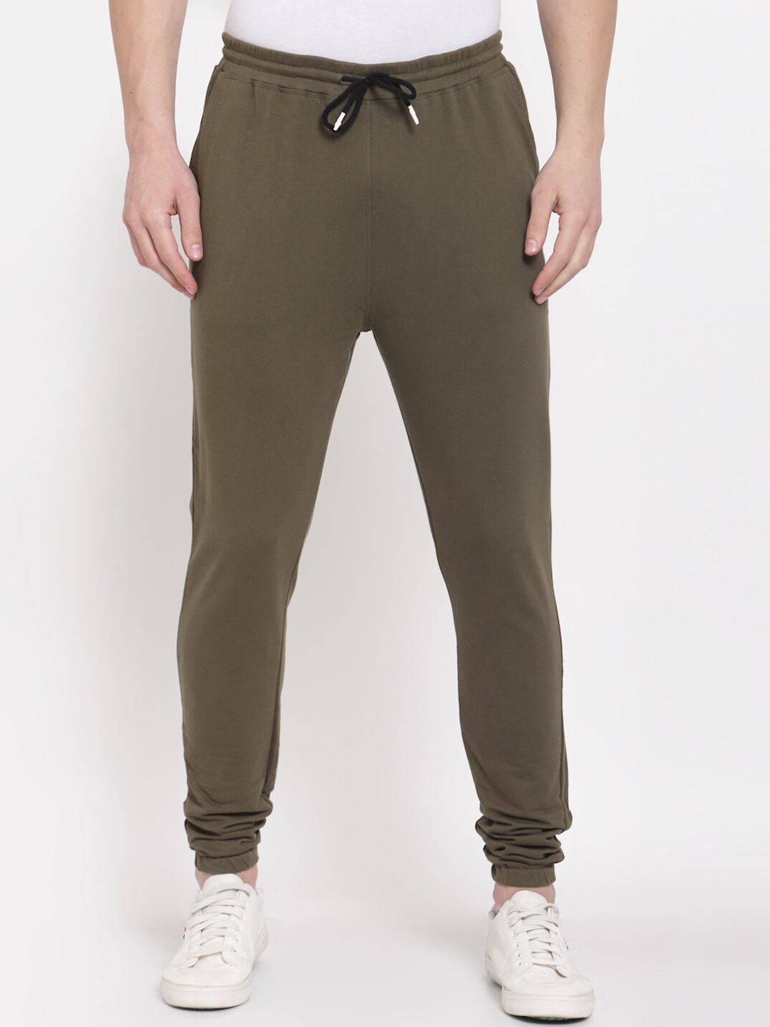 

PAUSE SPORT Men Olive Green Solid Antimicrobial Cotton Joggers