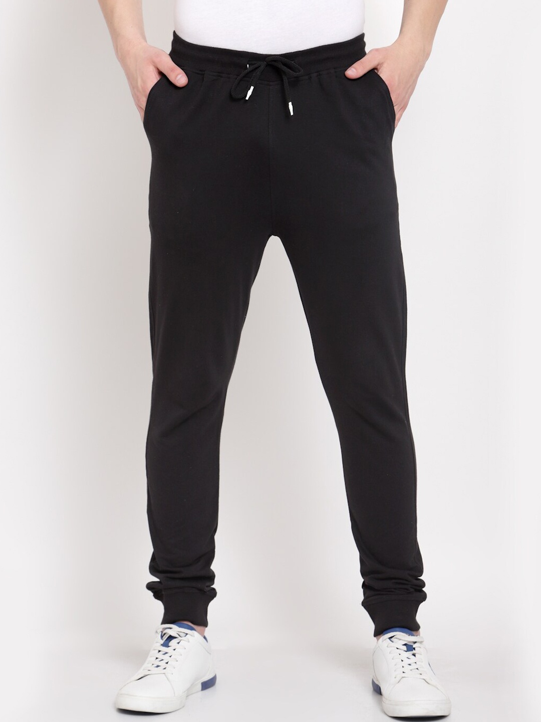 

PAUSE SPORT Men Black Solid Cotton Antimicrobial Regular Joggers