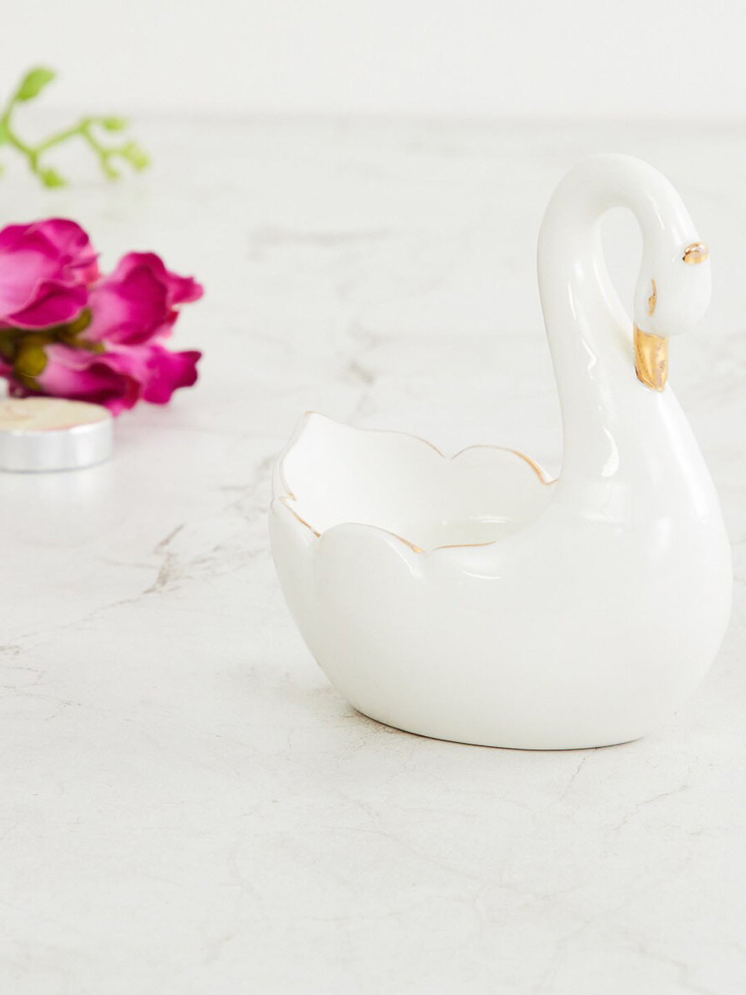 

Home Centre White Brighton Swan Candle Holder